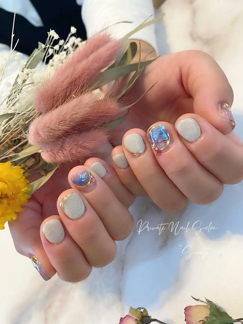 ネイル アートネイル ジェルネイル オフィスネイル 冬ネイル yuko (ネイリスト)のネイルデザイン