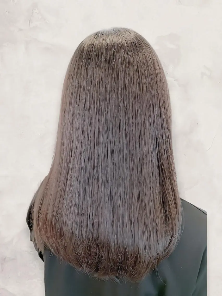 ロング カラー 透明感カラー グレージュ 髪質改善 カット ヘアカラー トリートメント グレージュ×レイヤー 藤生 和宏のヘアスタイル