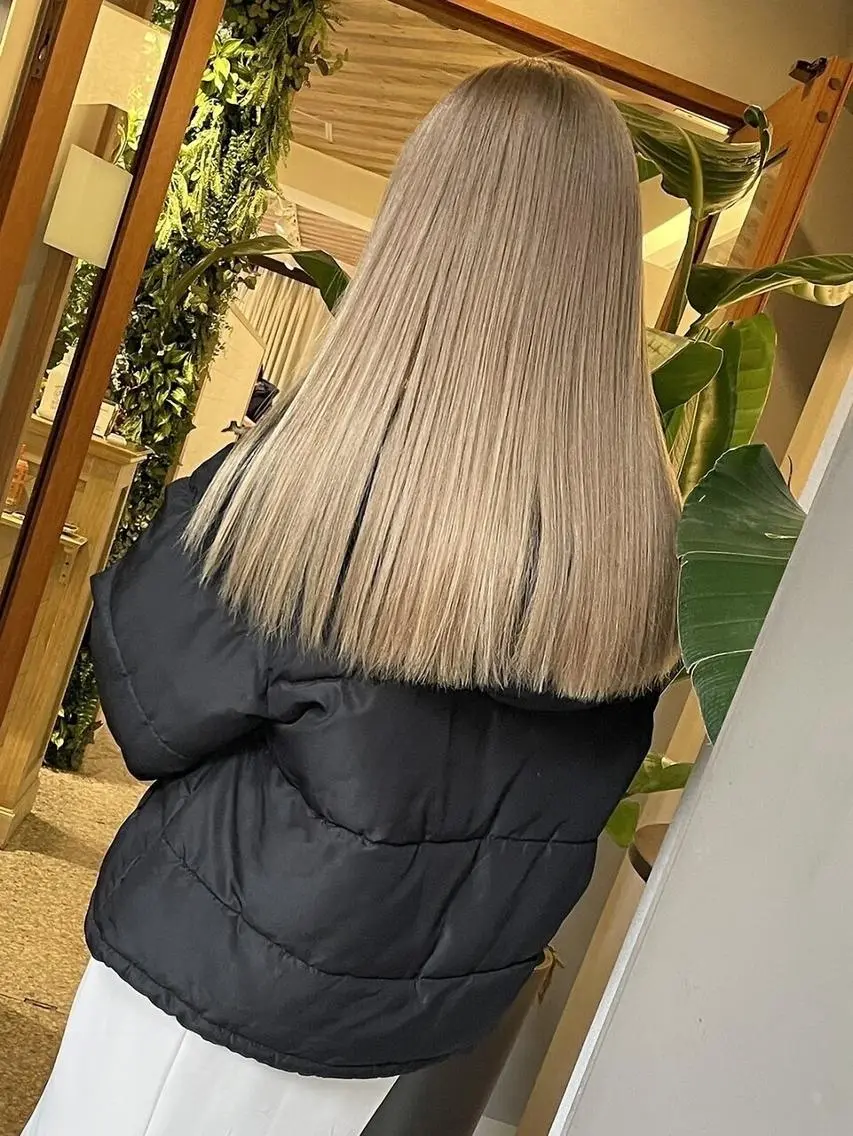 カラー ロング ブリーチ ブラウンカラー ショコラブラウン ダブルカラー ブリーチなしカラー TIGRE kamitoriのヘアスタイル
