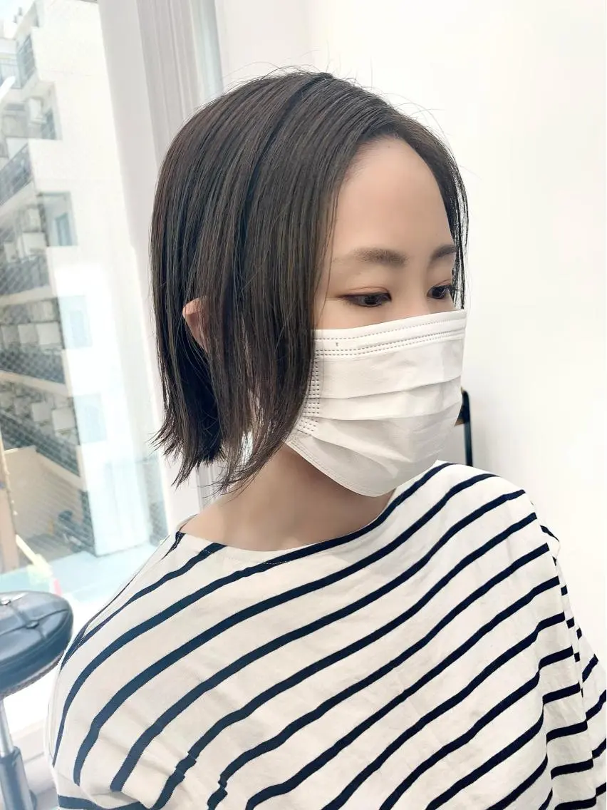 セミロング カラー パーマ ヘアアレンジ メンズ キッズ ネイル マツエク・マツパ アイブロウ カット ヘアカラー 縮毛矯正 似合せレイヤー／ 柔らか透明感カラーのヘアスタイル