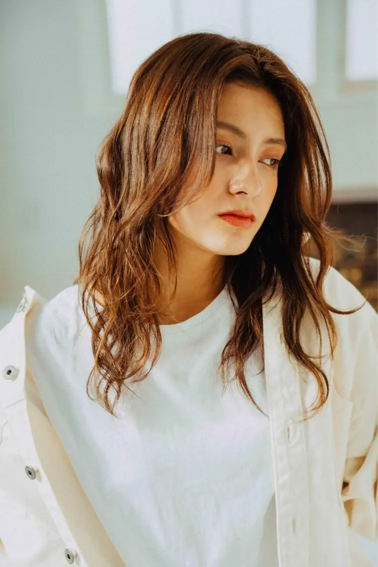 セミロング カラー パーマ ヘアアレンジ メンズ キッズ ネイル マツエク・マツパ メンズウルフカット アディクシーカラー 透明感カラー ボブ ウルフカット 藤井 仁紀のヘアスタイル