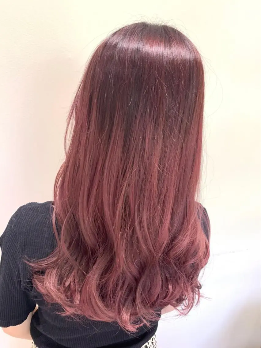 ロング カラー グラデーションカラー ピンクカラー ヘアカラー トリートメント 💓シールエクステ ルミエールのヘアスタイル