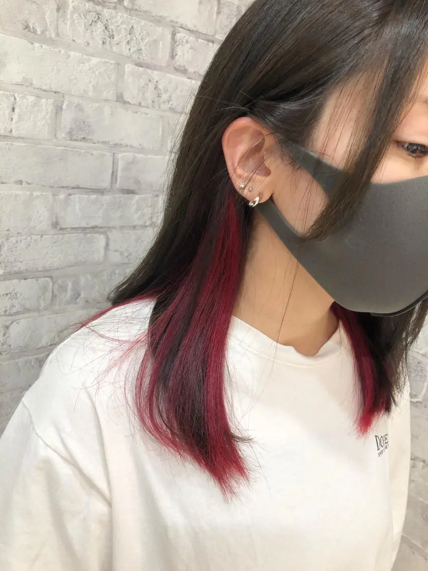 ミディアム カラー ヘアアレンジ インナーカラー レッドカラー カット ヘアカラー トリートメント 秋山 幸太のヘアスタイル