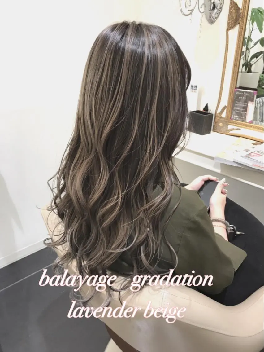 セミロング カラー バレイヤージュ ベージュカラー グラデーションカラー ラベンダーカラー ラベンダーベージュ カット ヘアカラー 山崎俊輔/髪質改善 /バレイヤージュのヘアスタイル