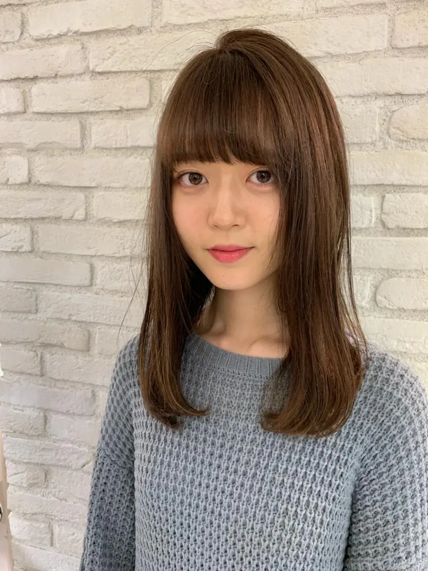 セミロング カラー パーマ ヘアアレンジ ネイル マツエク・マツパ ヘアカラー トリートメント ヘアセット レイヤー＆カラー 人気美容師倉崎涼のヘアスタイル