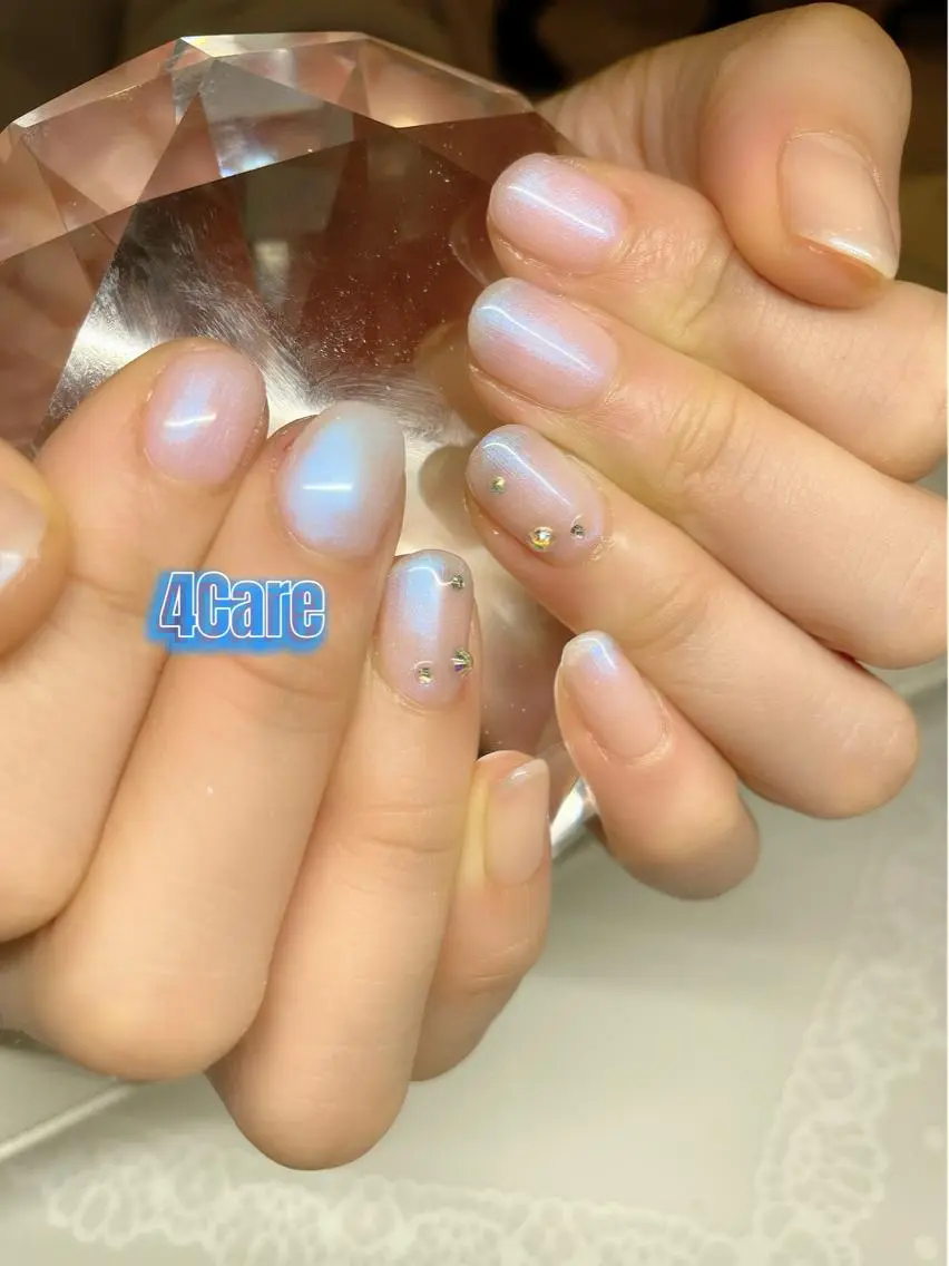 ネイル ハンドネイル 4Care Yのネイルデザイン