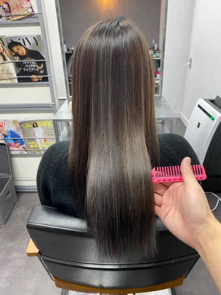 ロング ヘアカラー トリートメント 平田 広大のヘアスタイル