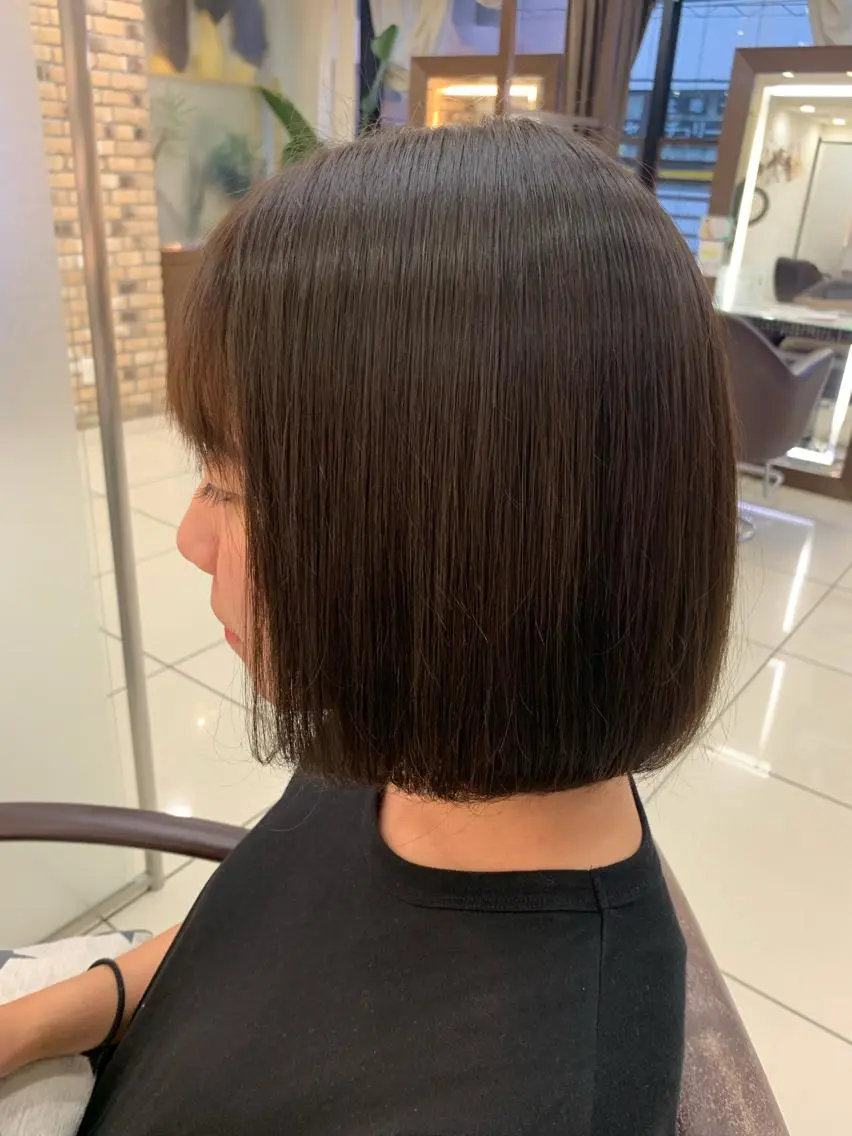 ミディアム 羽エクステ🪽 🤍まき🤍のヘアスタイル