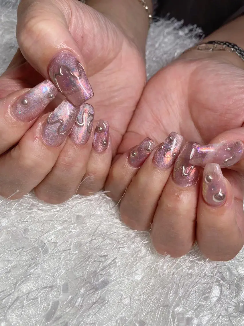 ネイル オーロラネイル 長さ出し ジェルネイル グラデーション 韓国ネイル ハンドネイル Nail&eye Belire 新宿のネイルデザイン