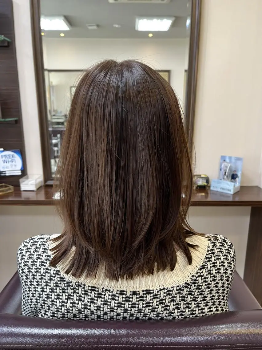 ミディアム カット ヘアカラー トリートメント 澤崎 希望のヘアスタイル