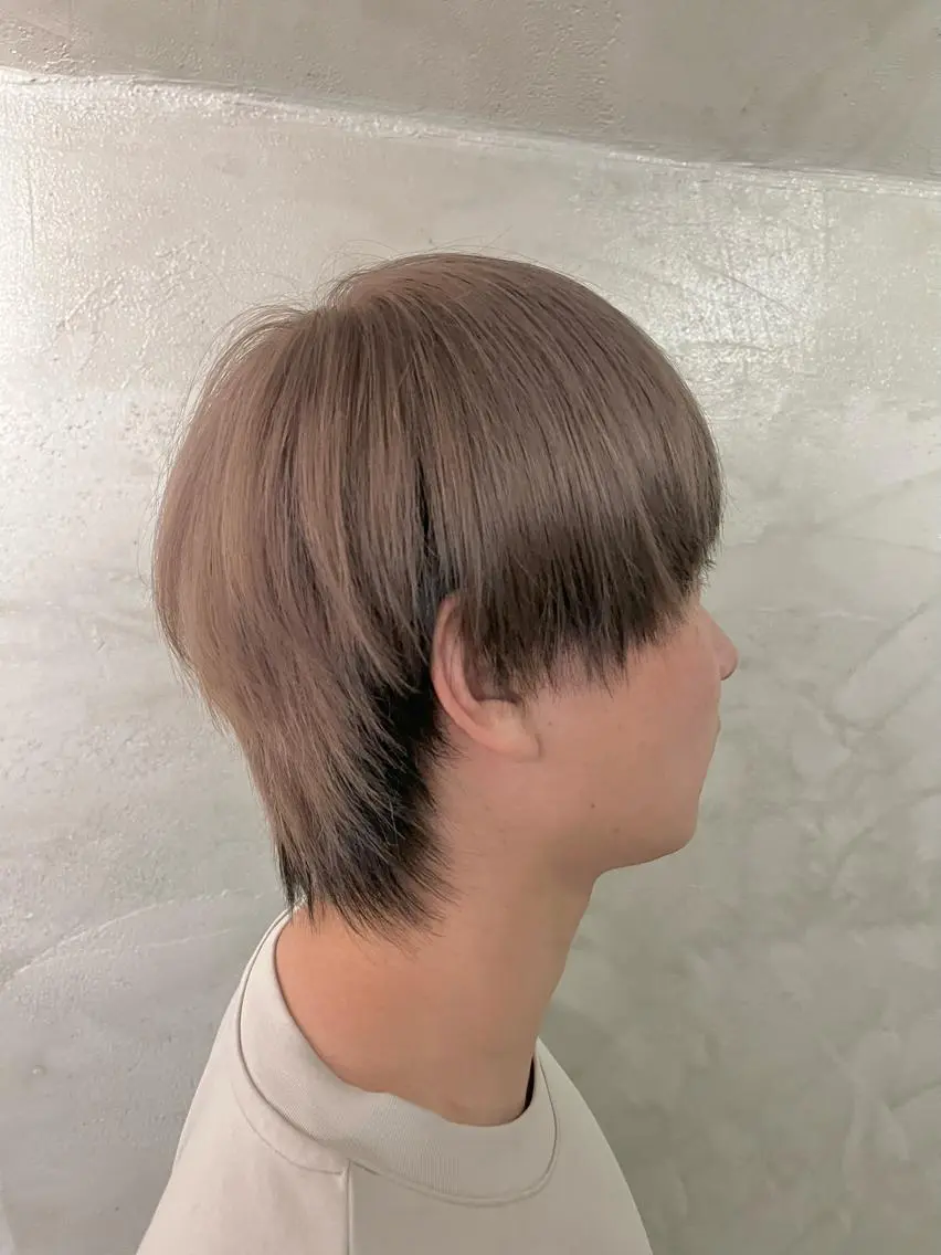 カラー メンズ グレージュ ミルクティーグレージュ ヘアカラー 透明感カラー/ ブリーチ無し/RYOのヘアスタイル