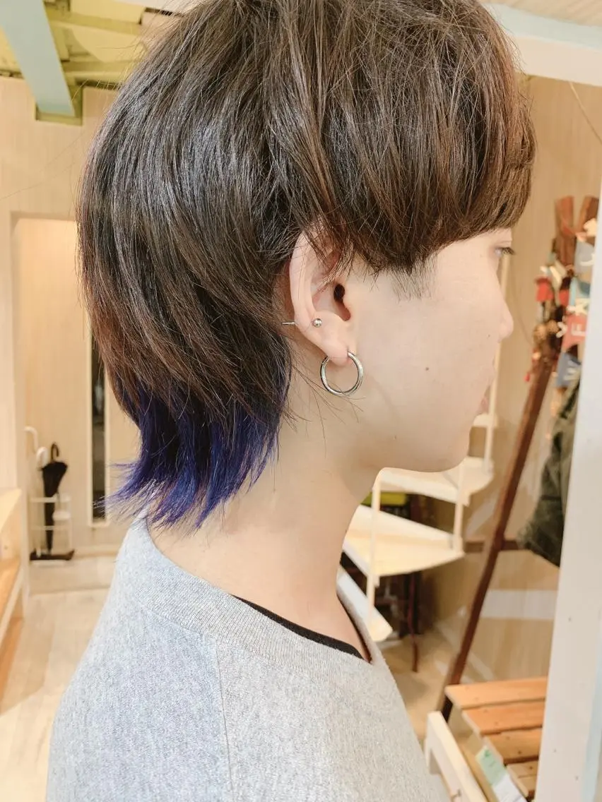 ミディアム カラー パーマ ヘアアレンジ ブルーカラー ウルフカット nico【代表】 市川 拓也のヘアスタイル