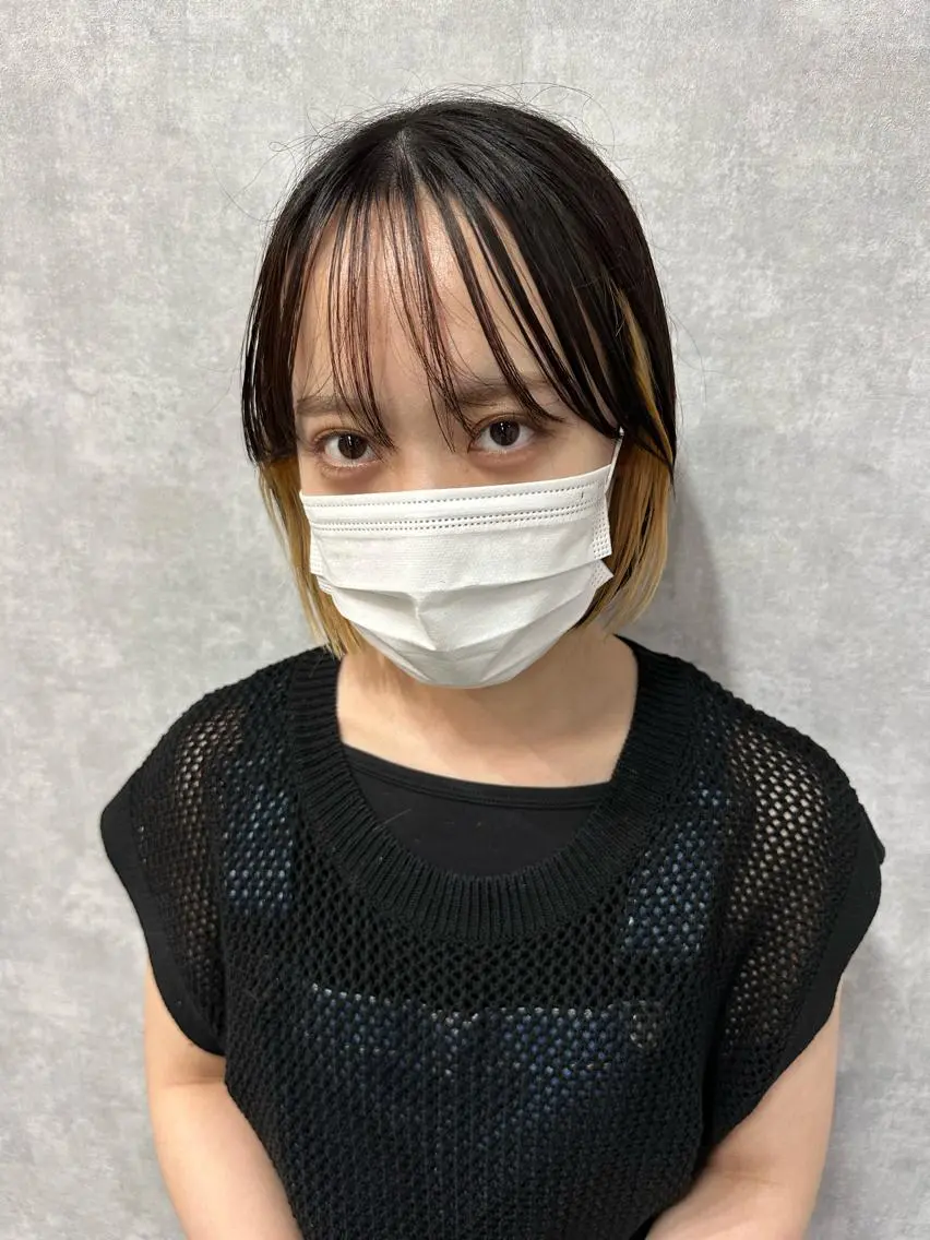 ショート 切りっぱなしボブ ショートボブ ハンサムショート 丸みショート アッシュ カット ヘアカラー トリートメント モテ髪/ボブ/ショー ト/アダチフウトのヘアスタイル