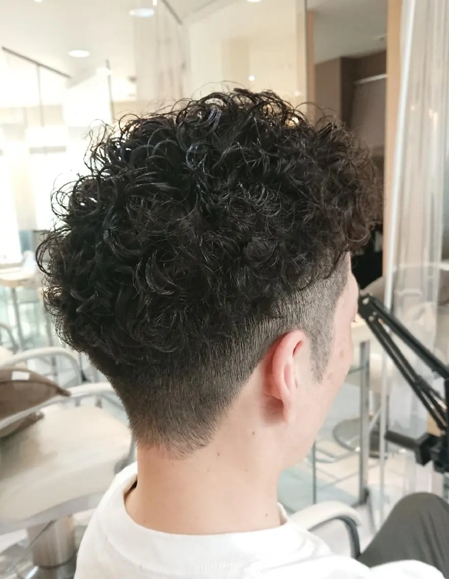 メンズ 岩崎 秀之のヘアスタイル