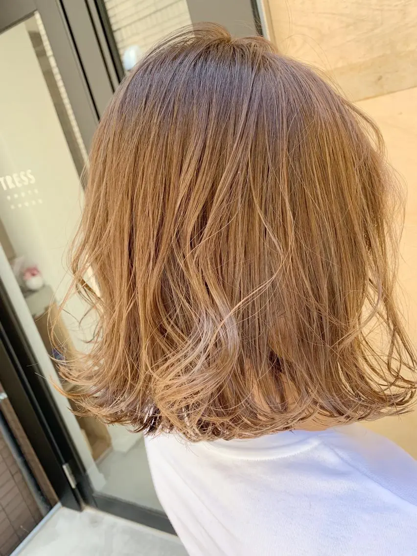 ショート カラー ベージュカラー ミルクティーベージュ 【完全マンツー 恵比寿】佐藤 翔のヘアスタイル