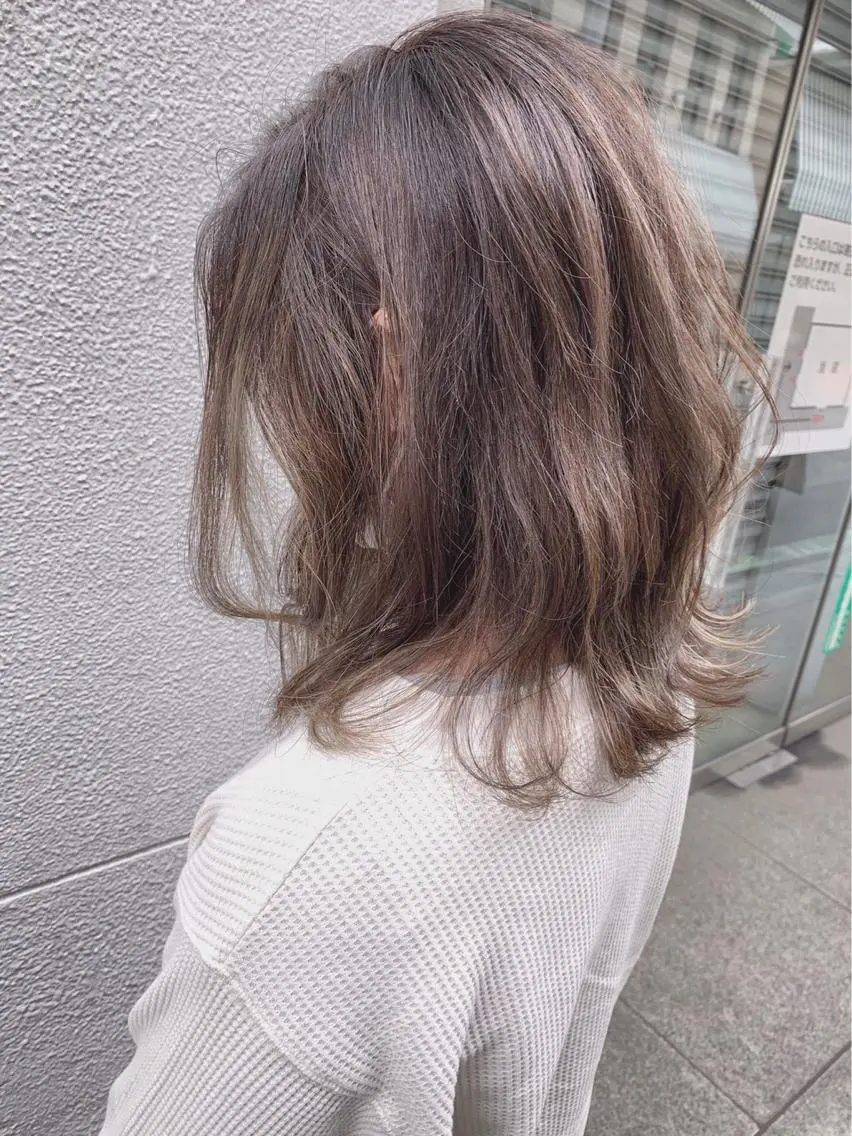 セミロング 韓国/レイヤー 🪞SHE池袋🪞のヘアスタイル