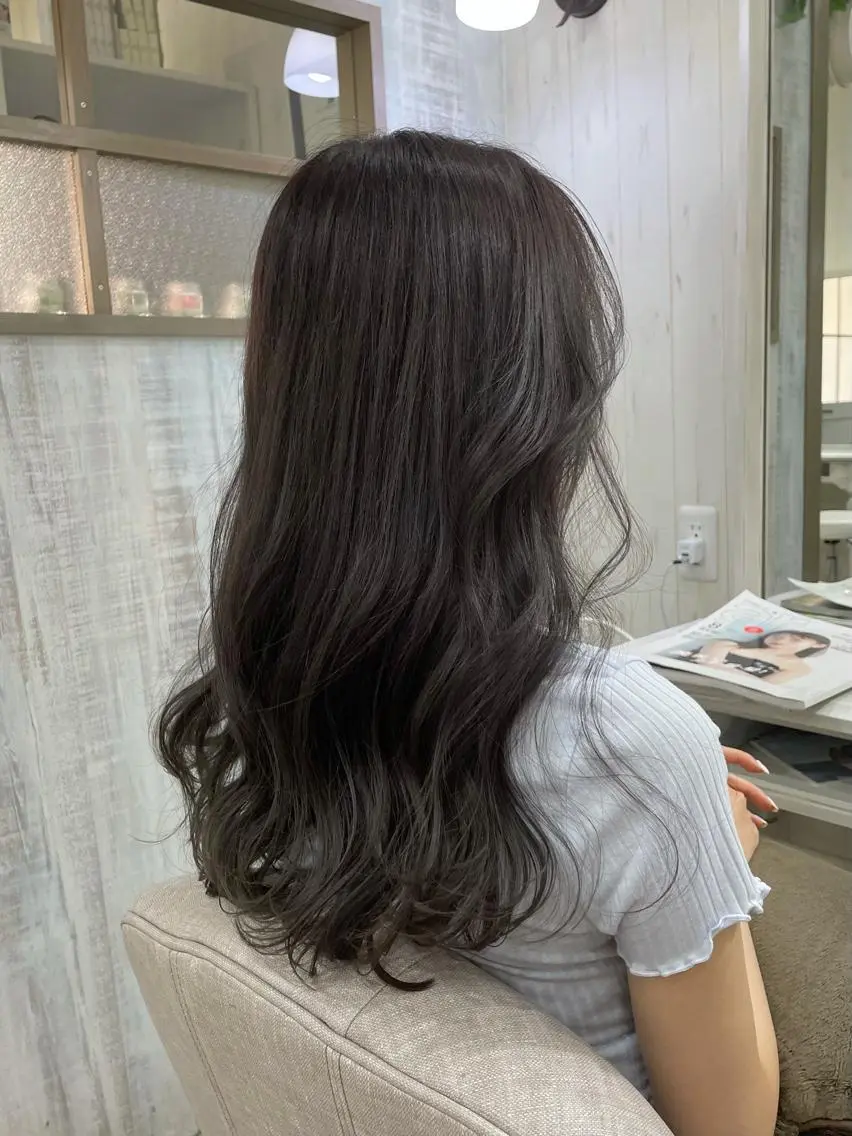 ロング ネモトメイナ🌿 今月末で退職しますのヘアスタイル