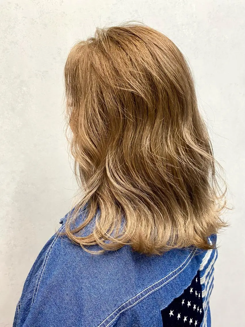 ミディアム ヘアカラー ✨デザインカラー✨ ✂️kouki✂️のヘアスタイル