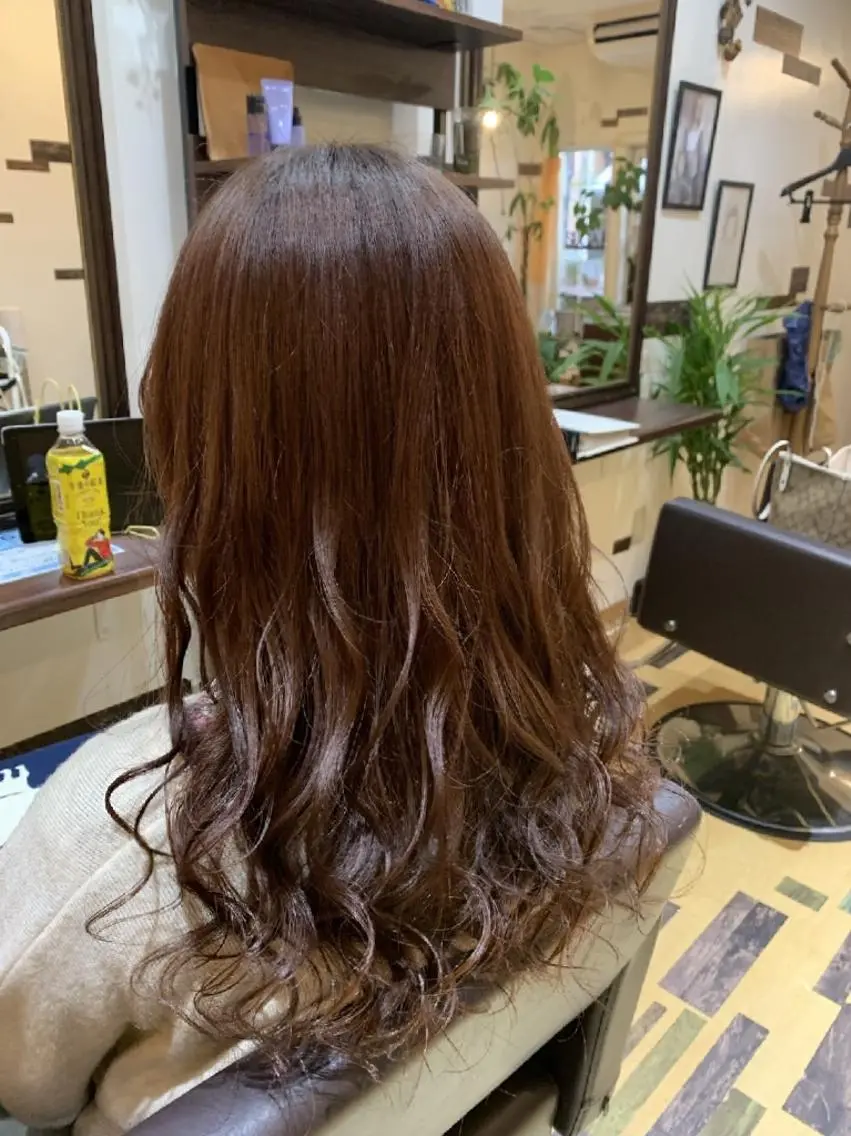 カラー ロング オレンジ オレンジピンク ピンクカラー ヘアカラー サトウ シューイチのヘアスタイル