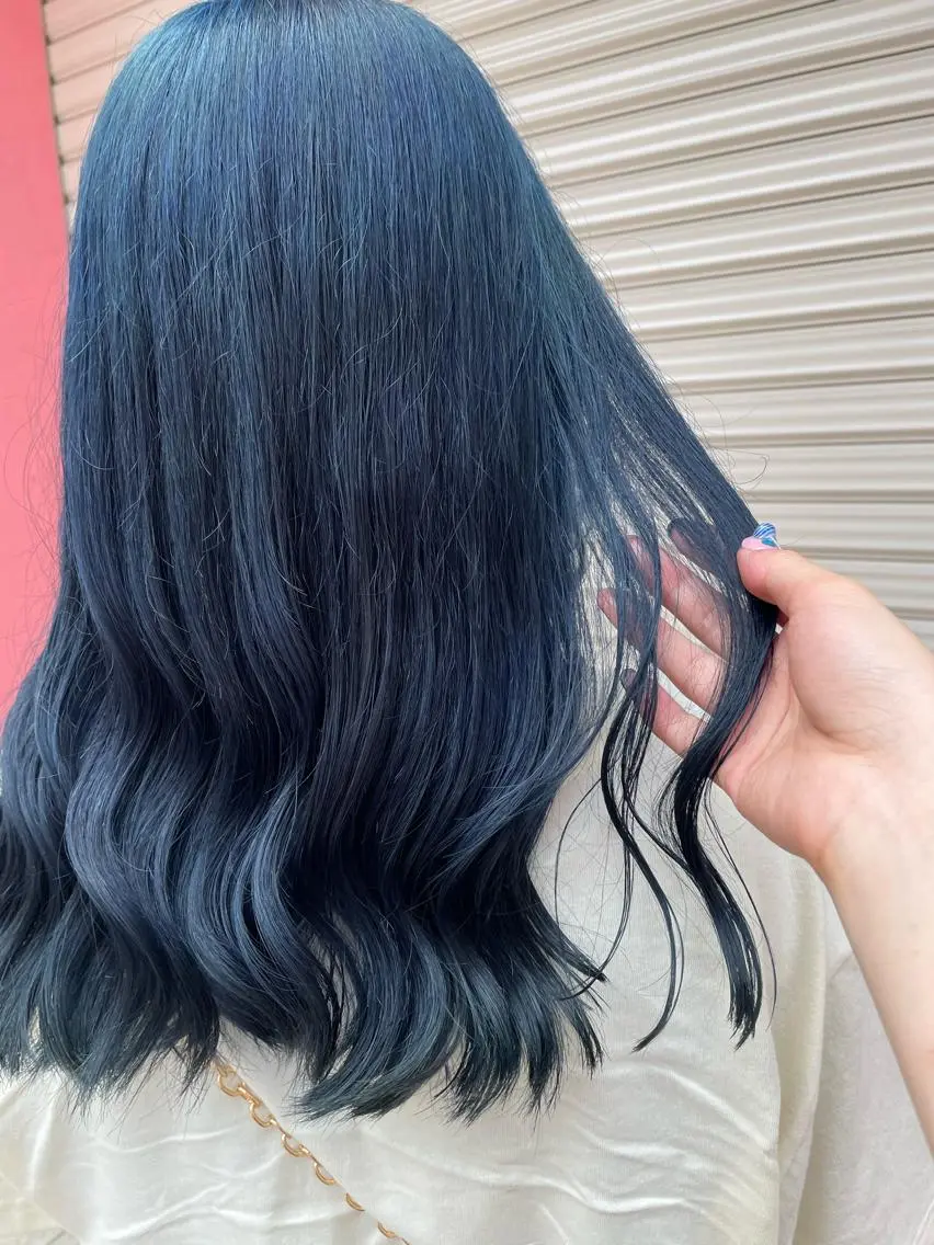 セミロング chic 有山 美瑠のヘアスタイル