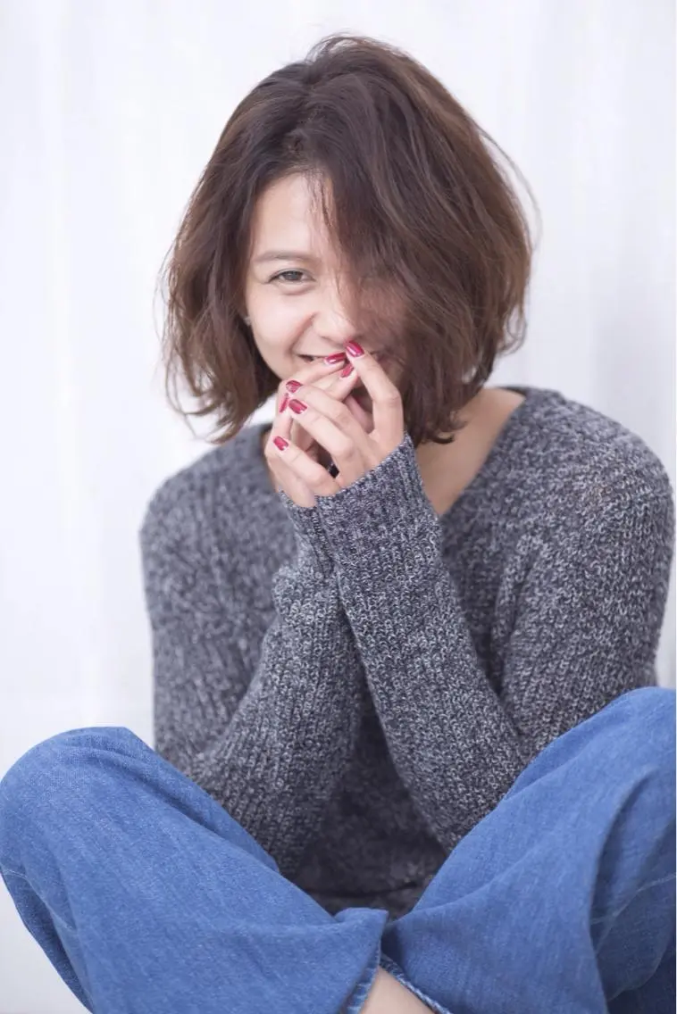 ミディアム ボブ にった みずきのヘアスタイル