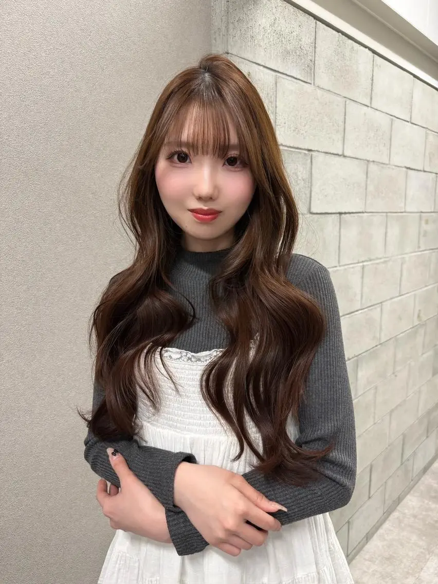 カラー ロング ブリーチ ブラウンカラー ダブルカラー ピンクカラー ピンクブラウン 韓国ヘア♡🇰🇷 暖色♡透明感カラー✨のヘアスタイル