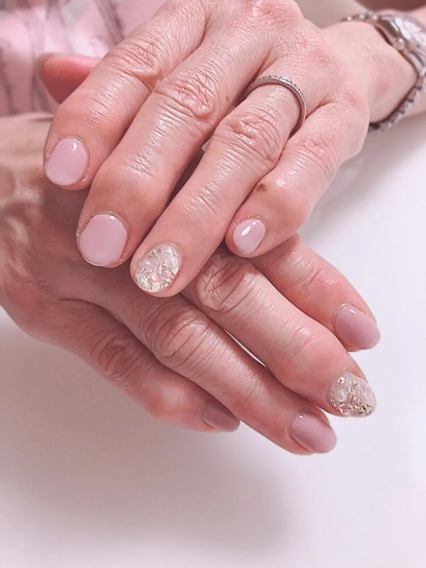 ネイル アートネイル 長さ出し フットネイル グリーン ニュアンスネイル Lily Roseスタッフ一同のマツエク・マツパデザイン