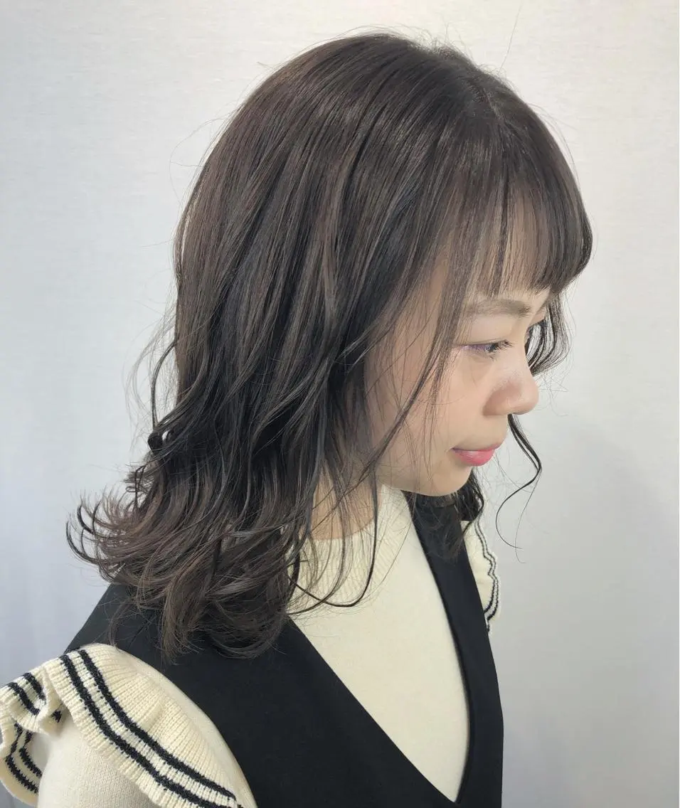セミロング カラー アッシュ 透明感カラー イルミナカラー 🤍2nd🤍田所 美希のヘアスタイル