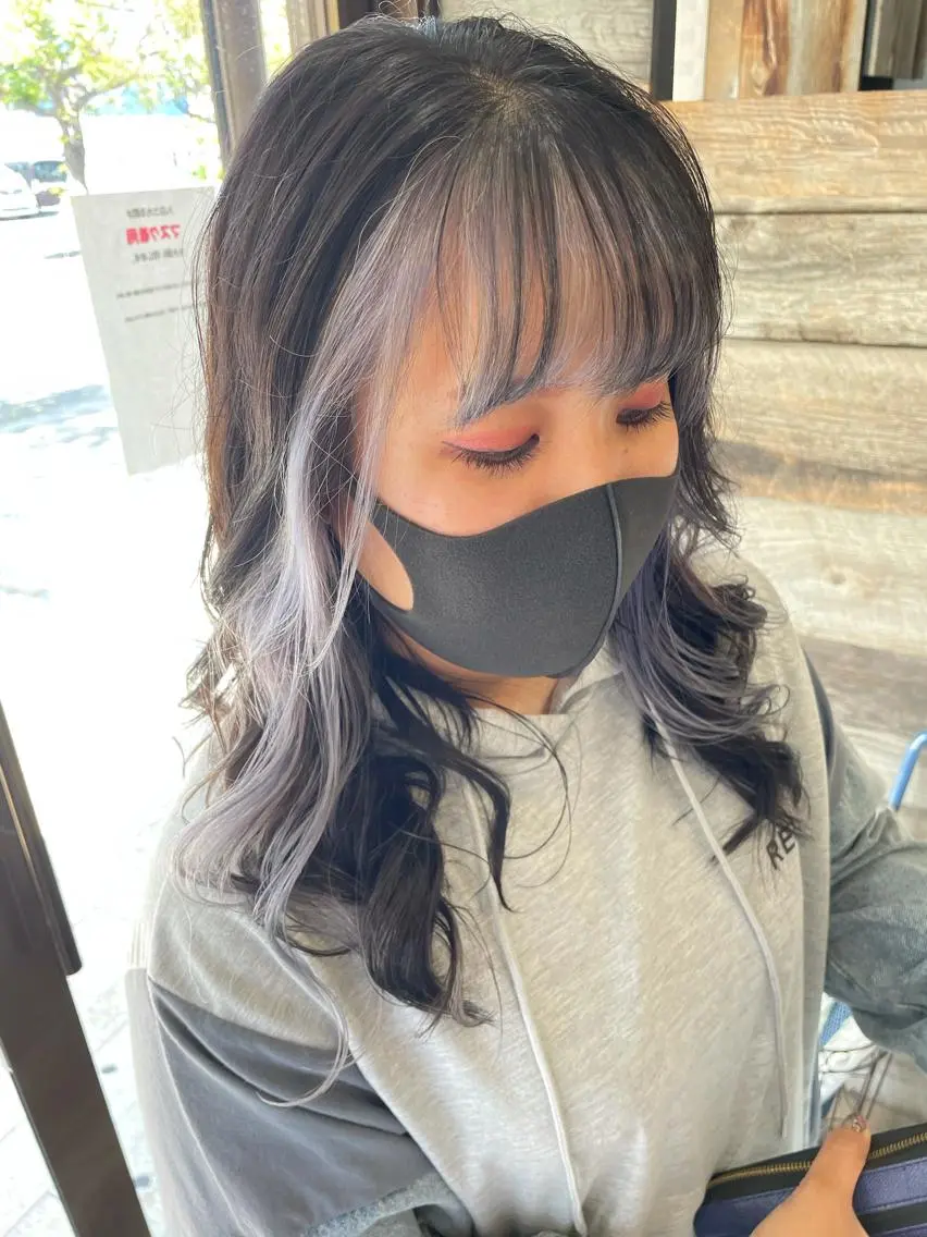 ロング パープルカラー andKおもろまち店 艶ダブルカラー✨のヘアスタイル