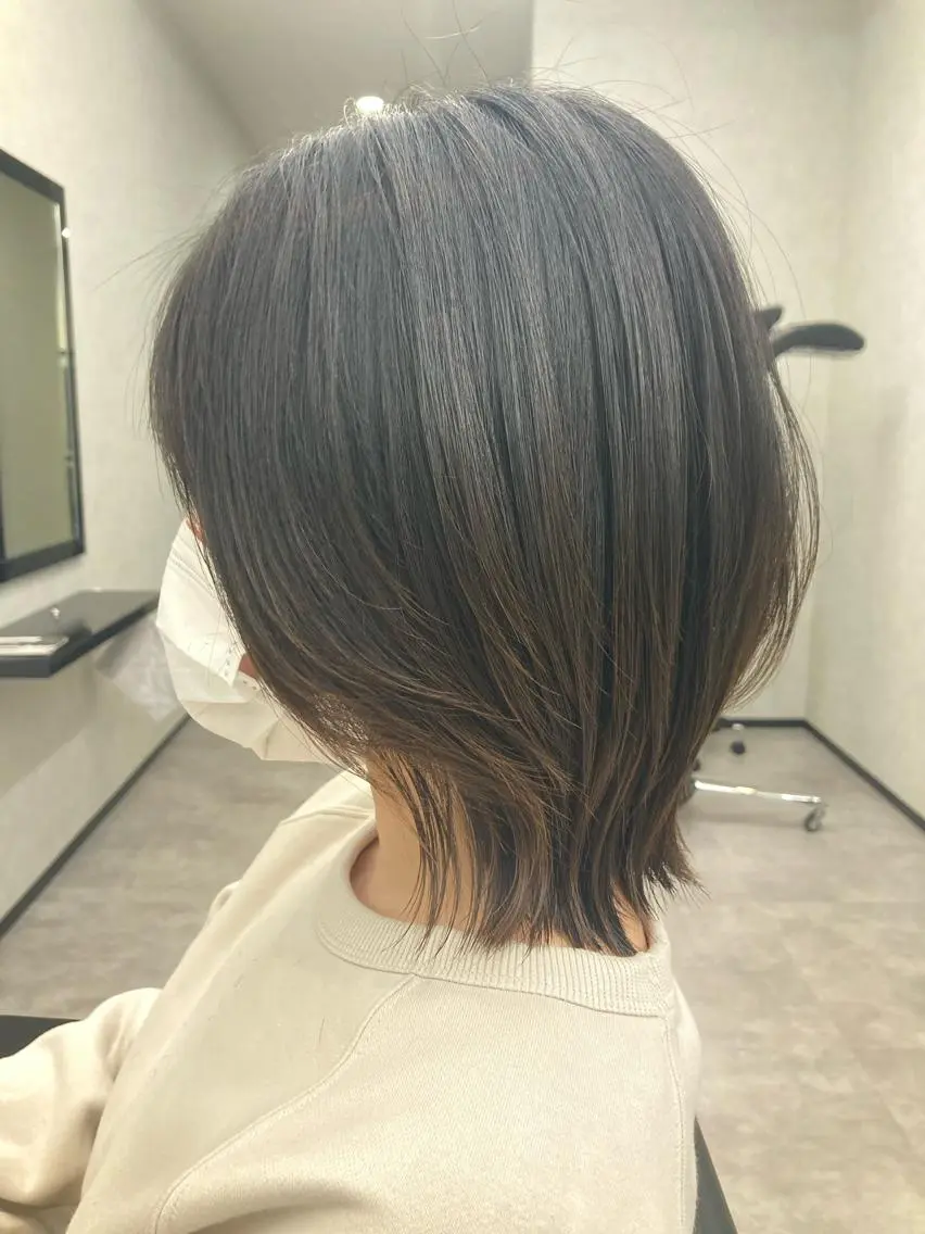 ミディアム カット 鈴木 翔偉のヘアスタイル