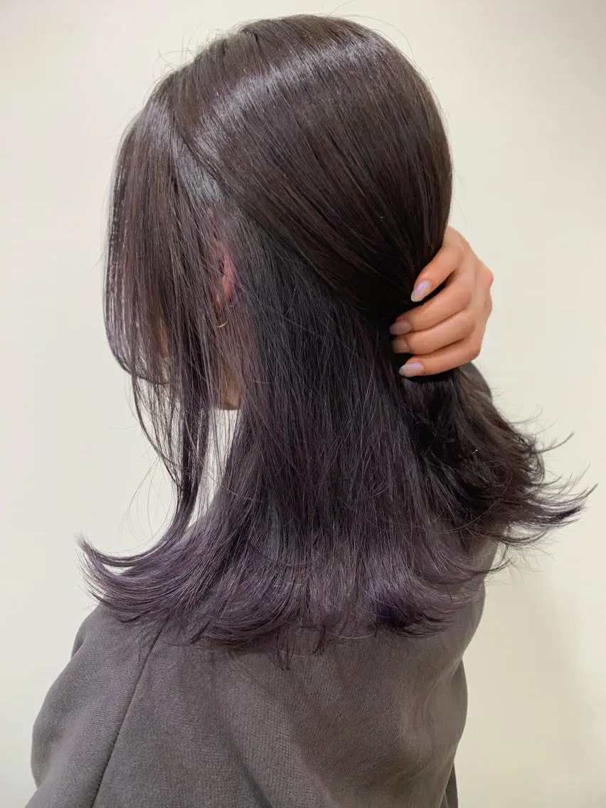 ミディアム カラー 薄田 珠美のヘアスタイル