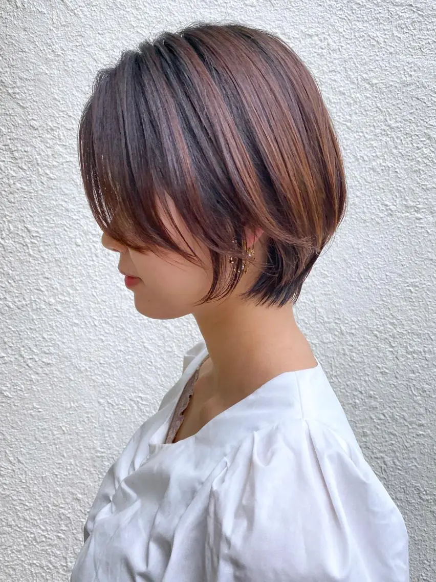 ショート カラー ブラウンカラー コバヤシ タイジュのヘアスタイル