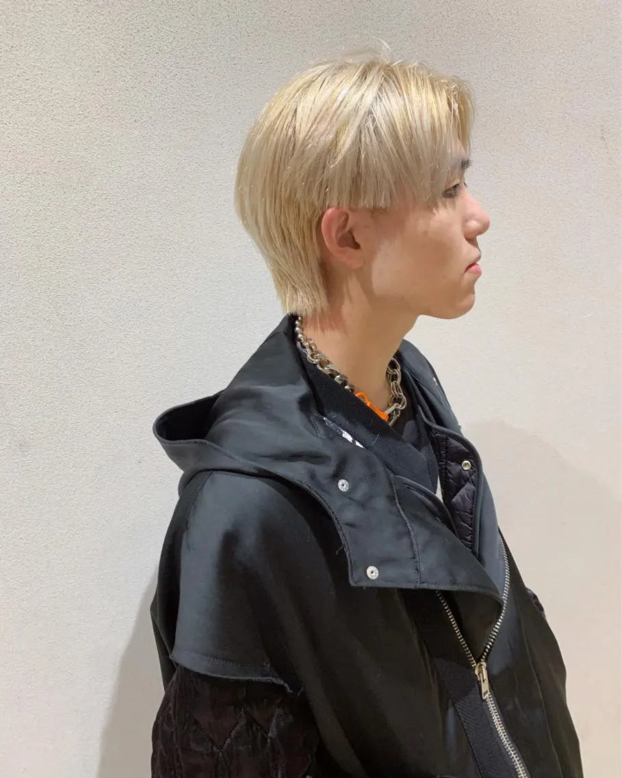 ショート カラー メンズ メンズデザインカット メンズハイトーン ハイトーンカラー デザインカット ハッシュカット カシマハヤトのヘアスタイル