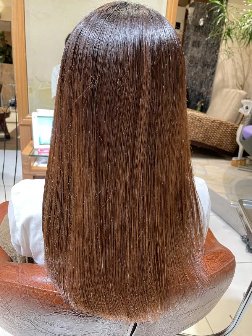 セミロング 新宿メンズパーマ特化 メンズバレイヤージュのヘアスタイル