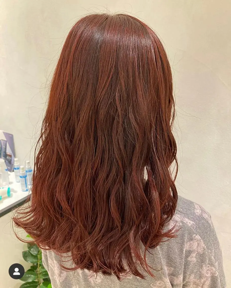 ロング カラー ヘアアレンジ ブリーチ ハイトーンカラー ブリーチなしカラー レッドカラー エグチ アキラのヘアスタイル