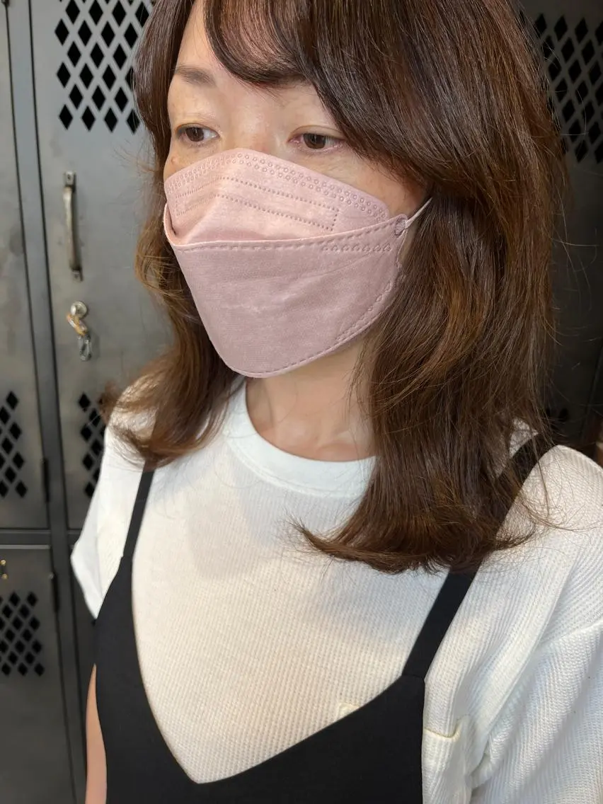 ミディアム カラー パーマ ヘアアレンジ メンズ キッズ ネイル マツエク・マツパ アイブロウ ミディアムパーマ メンズパーマ ブラウンカラー ケアカラー 透明感カラー 久木原 ゆりのヘアスタイル