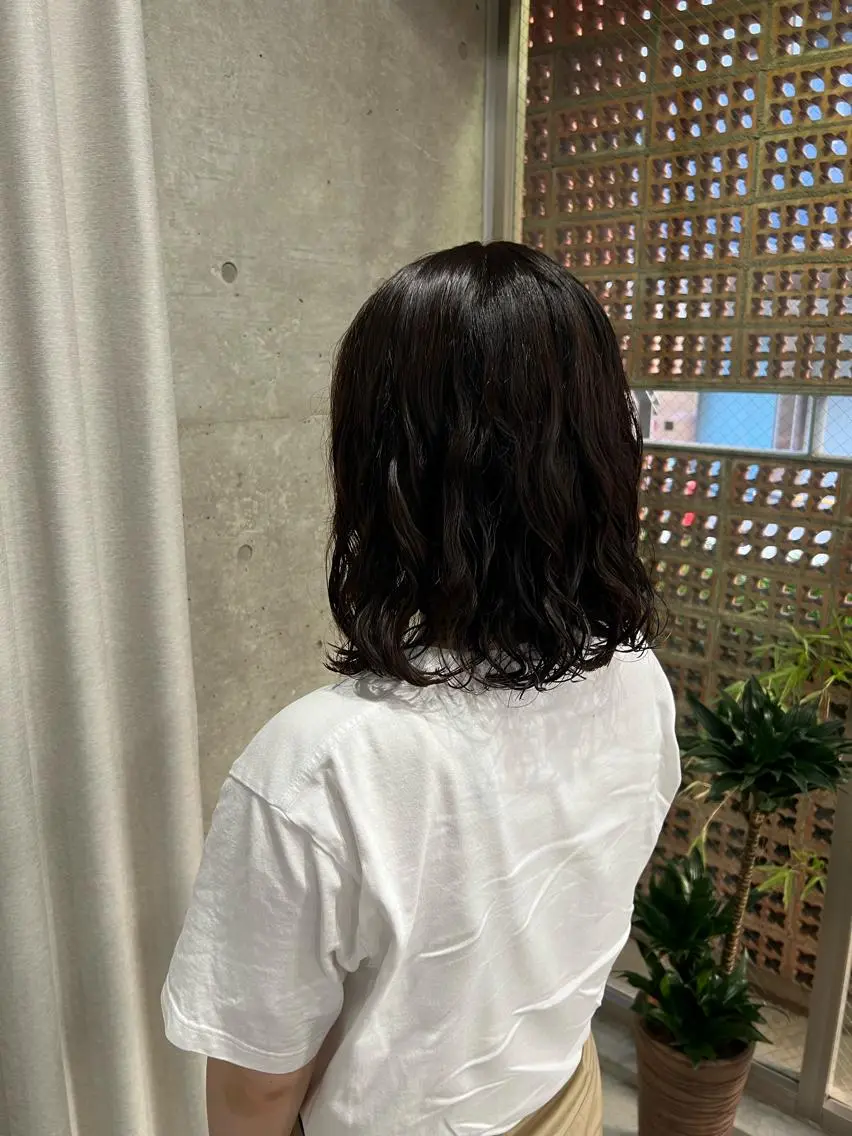 ミディアム カラー パーマ カット ヘアカラー パーマ ボブパーマコテ巻き風 パーマNo1深江秀平のヘアスタイル