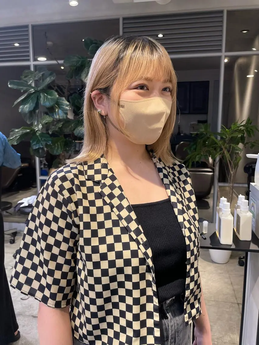 ミディアム 斉藤 瑞恵のヘアスタイル