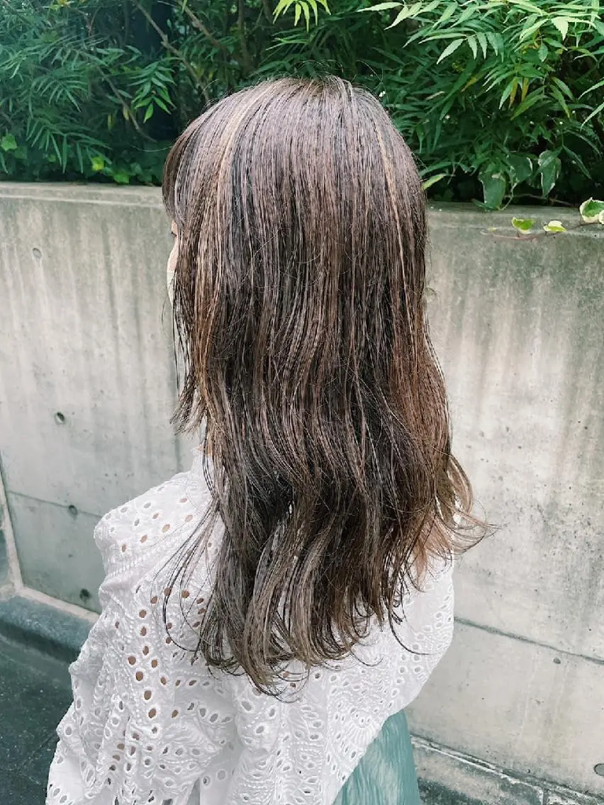 ロング カラー デザインカラー 田中 孝征のヘアスタイル