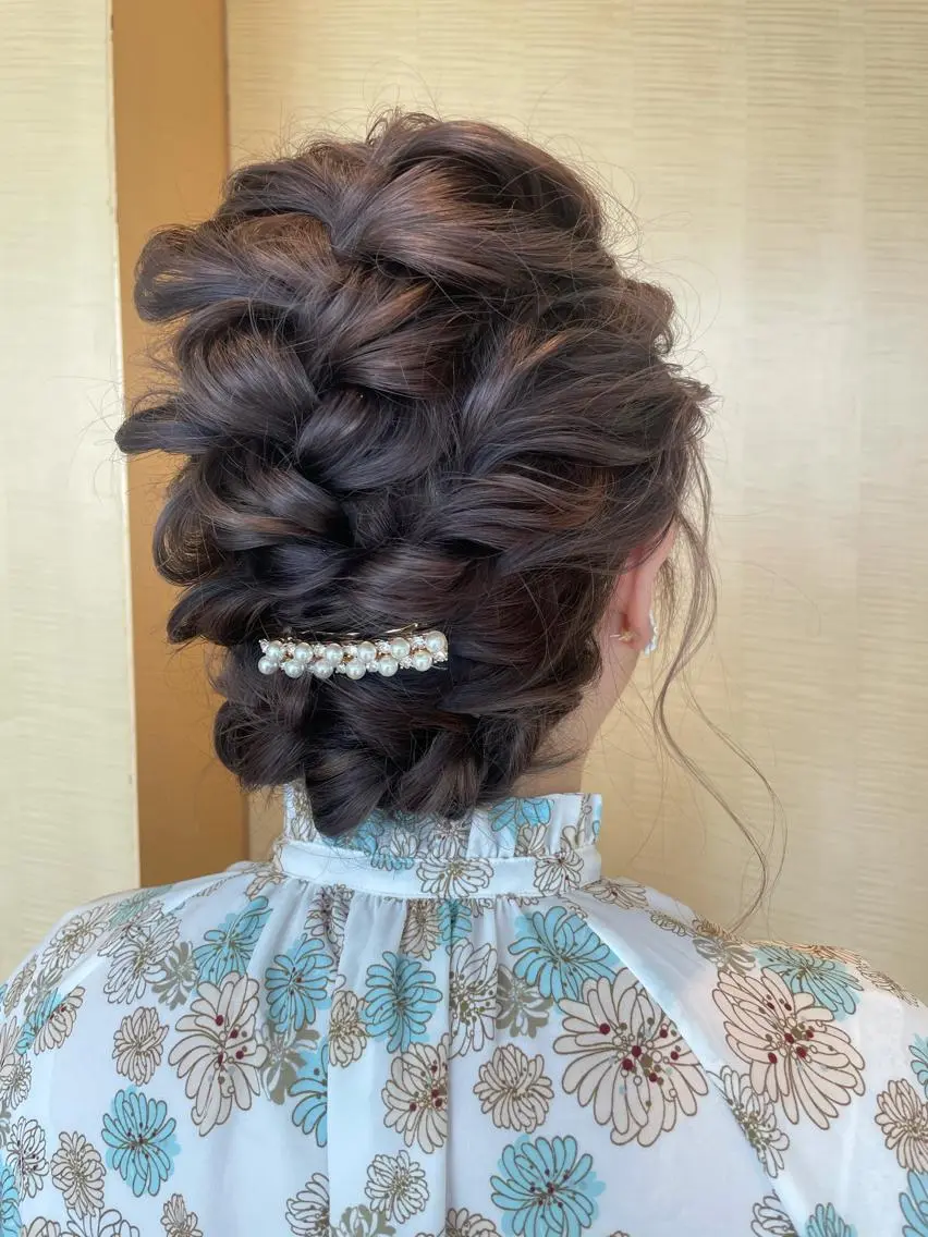 ミディアム ヘアアレンジ 黒田恵里香ショート カットモデル募集中のヘアスタイル