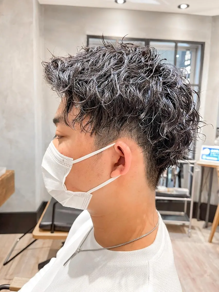 ショート パーマ メンズ メンズパーマ ツイストスパイラルパーマ スパイラルパーマ カット パーマ トリートメント ヘアセット TAKE新宿 メンズパーマ特化のヘアスタイル