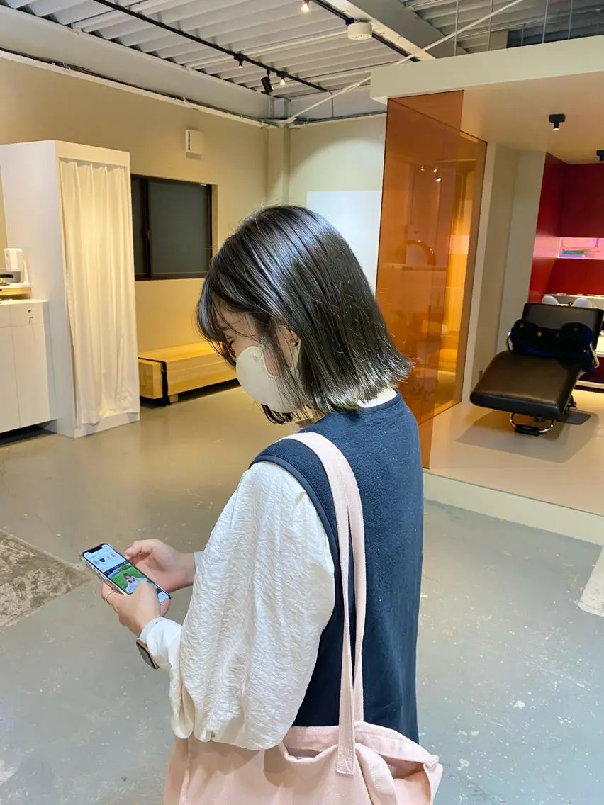 ショート カラー アッシュ アッシュグレー ボブ/くびれショート モデル募集中cocoのヘアスタイル
