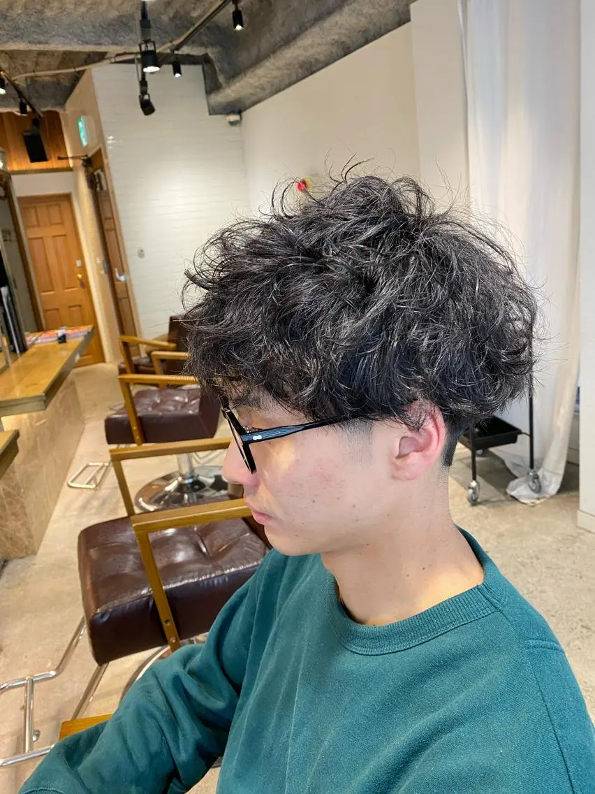 ミディアム ショートボブ ミディアムパーマ アッシュ ボブ 外国人風カラー メンズツイスパ ショートフクヤマシンのヘアスタイル