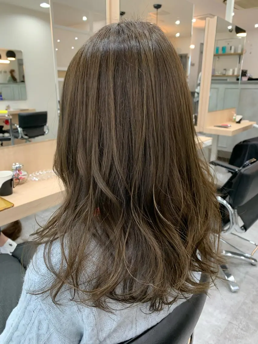 ロング カラー ヘアカラー トリートメント 髪質改善🩵艶髪 ストレート🩵山口のヘアスタイル