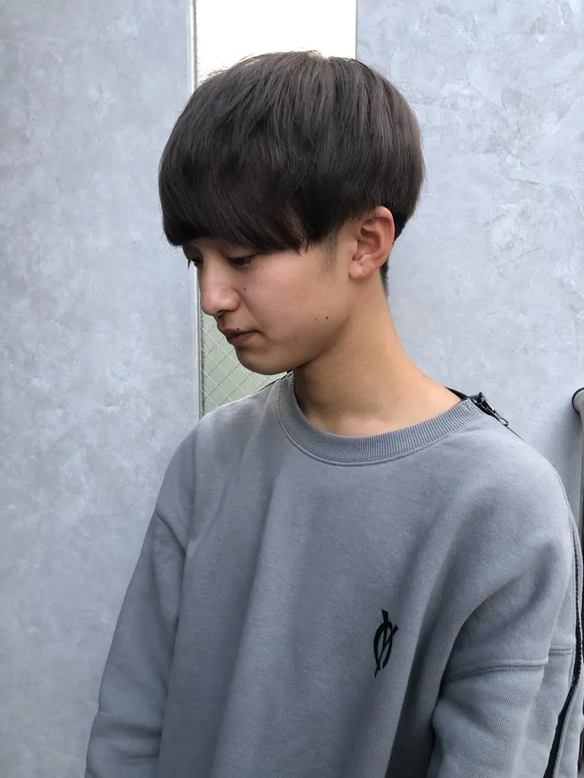 ショート カラー メンズ メンズブリーチ アッシュ ブリーチ 透明感カラー MIYU💋💖 〈XENA渋谷本店〉のヘアスタイル