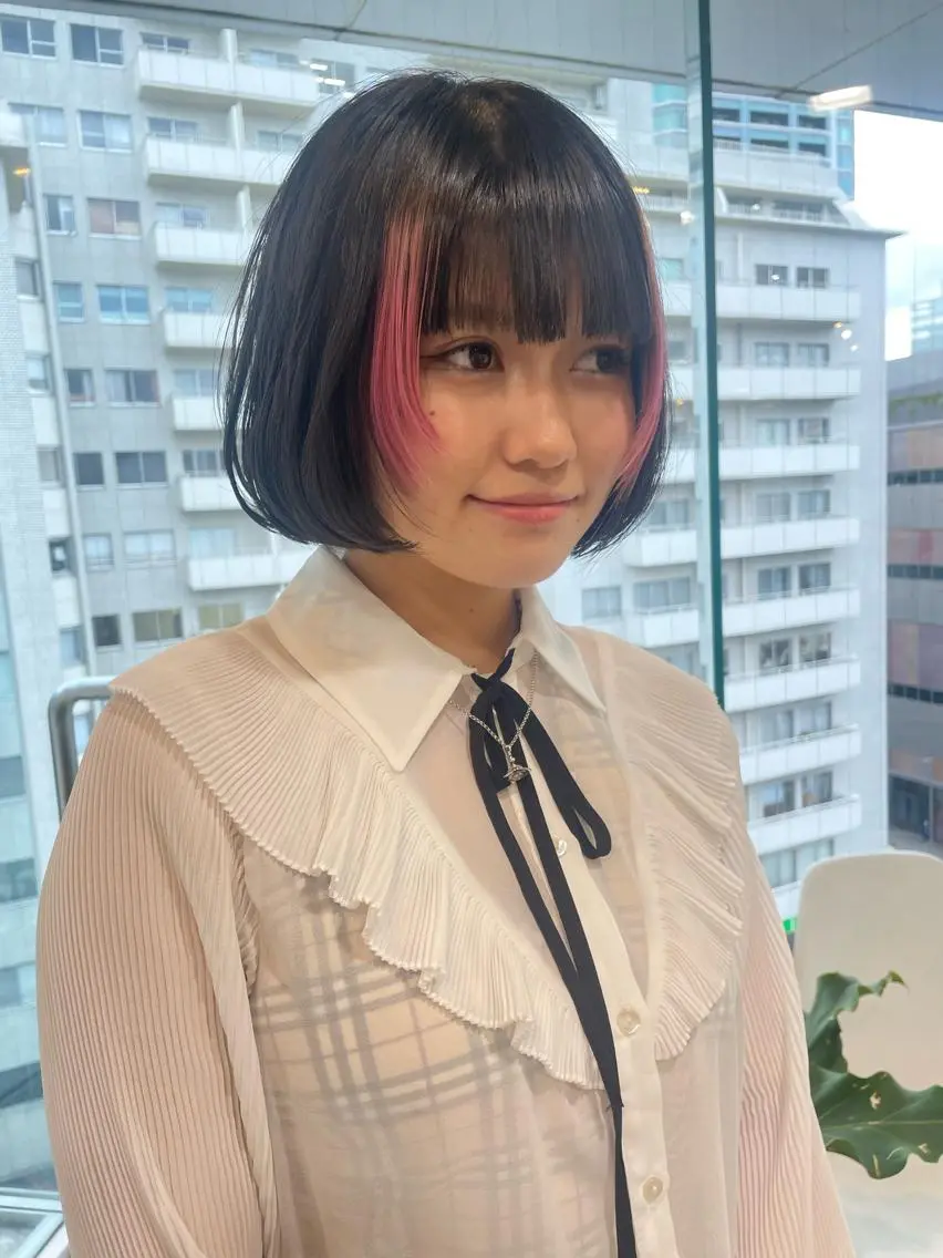 ミディアム カラー ボブ 顔周りカット レイヤー/似合わせ TAKUYAのヘアスタイル