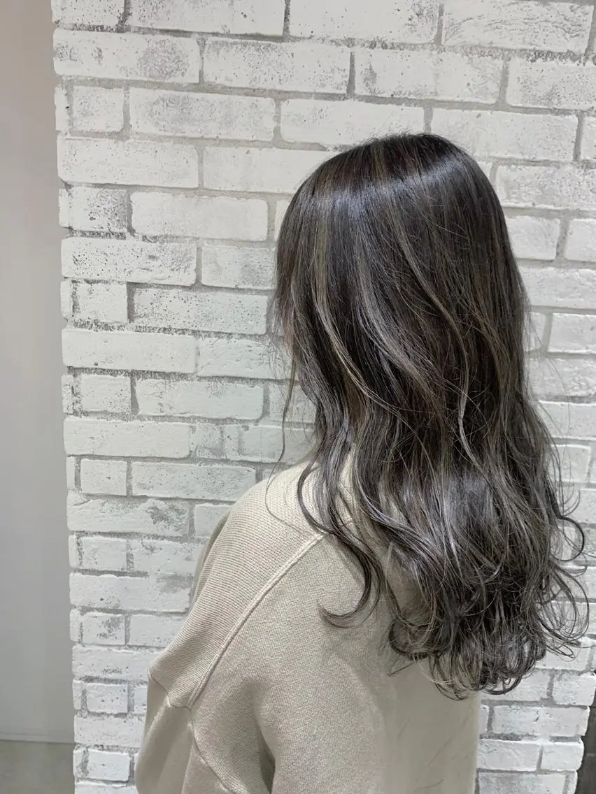 ロング カラー パーマ アディクシーカラー ハイライトカラー ハイライト トリートメント ヘアカラー 縮毛矯正/美髪 髪質改善/石田幸輔のヘアスタイル