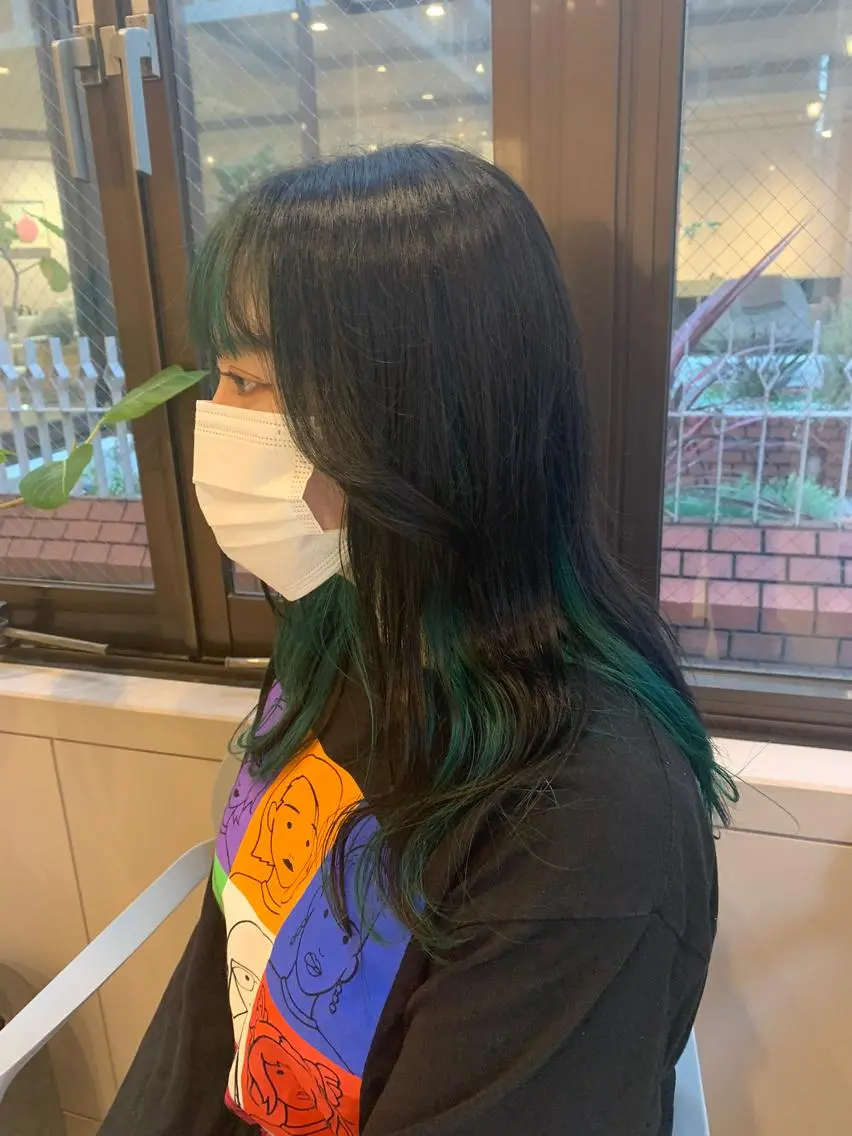 カラー インナーカラー rio .のヘアスタイル