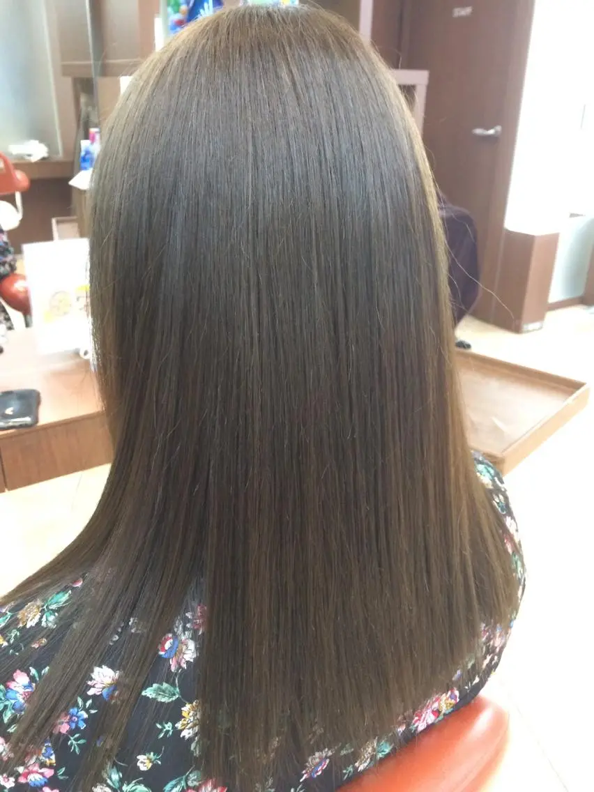 ミディアム カラー アディクシーカラー ベージュカラー 森島 雅之のヘアスタイル