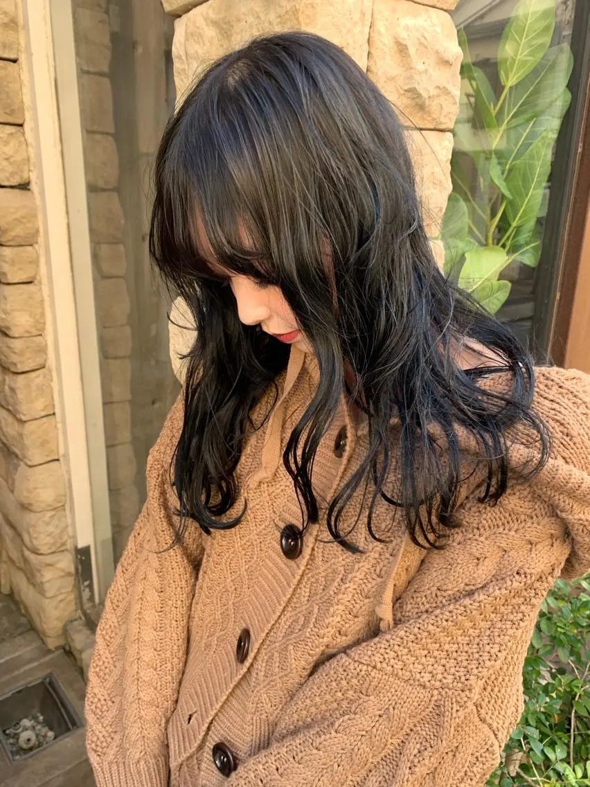 セミロング カラー パーマ 黒髪 カット ヘアカラー トリートメント Libre 西野圭一のヘアスタイル